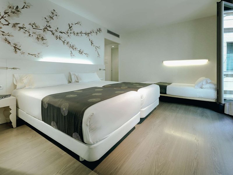 Hesperia Barcelona Ramblas 23