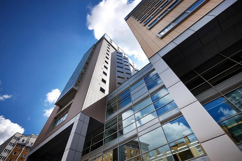 Marlin Apartments Aldgate Tower Bridge 1