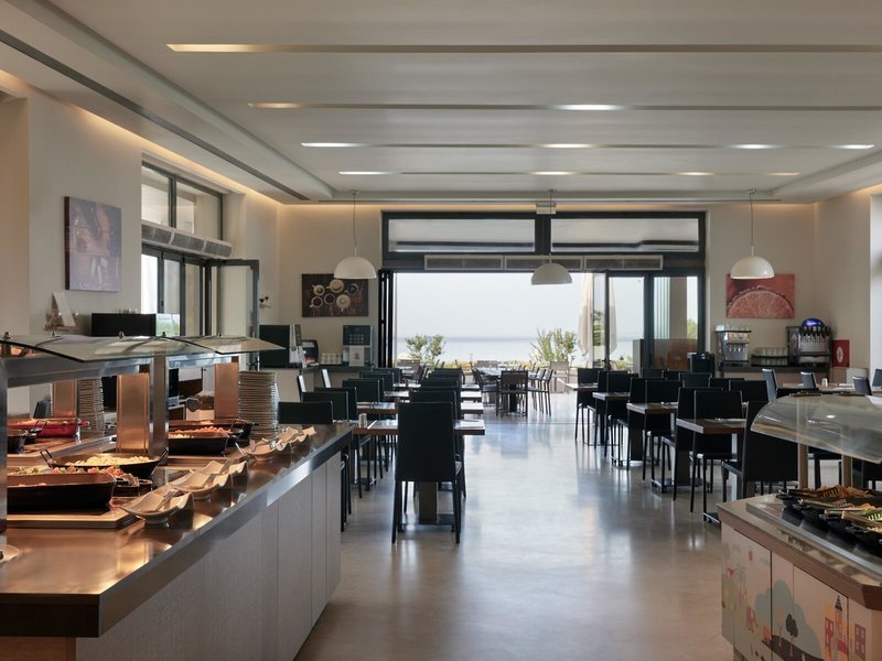 Atlantica Eleon Grand Resort & Spa 25