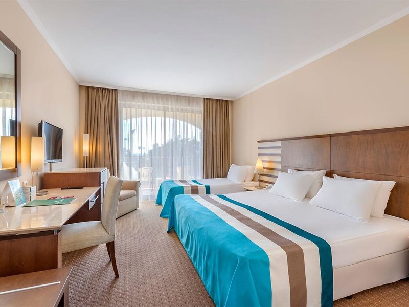 Green Max Hotel 32
