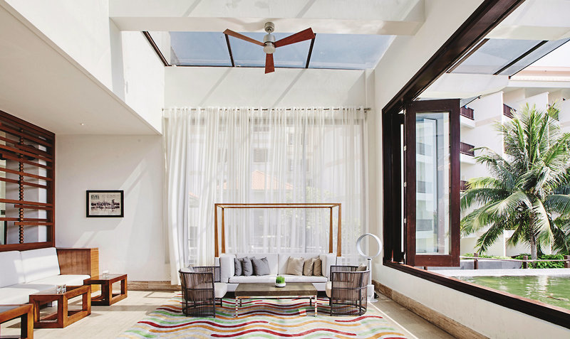 Pullman Danang Beach Resort 10