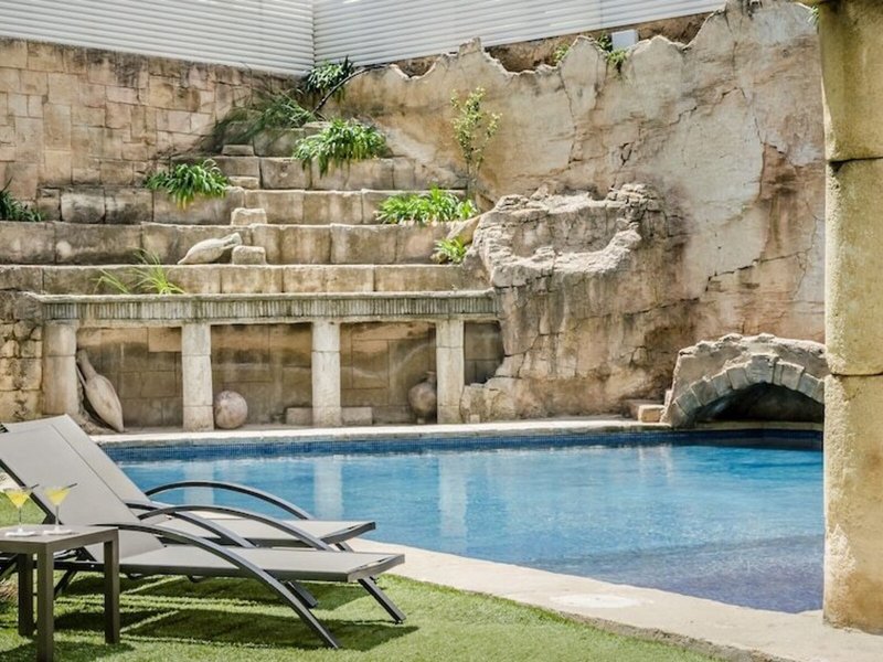 Exe Cunit Suites & Spa 8