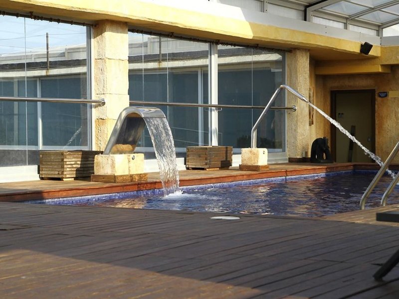 Exe Cunit Suites & Spa 18