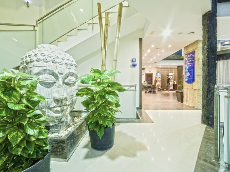Exe Cunit Suites & Spa 23