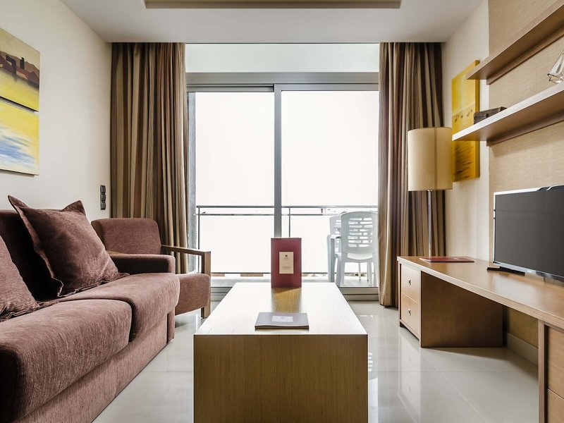 Exe Cunit Suites & Spa 38