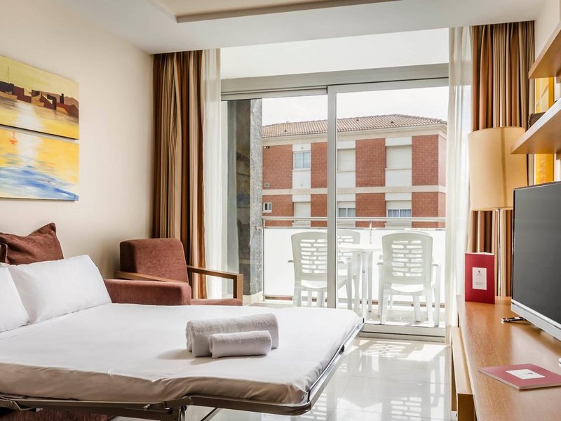 Exe Cunit Suites & Spa 42