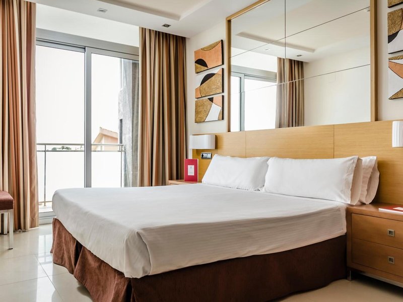 Exe Cunit Suites & Spa 43