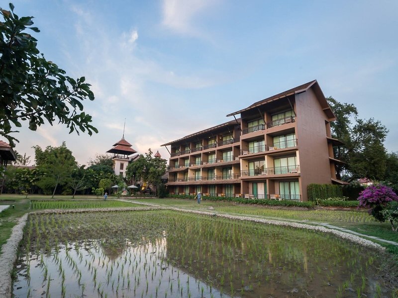 Siripanna Villa Resort & Spa 1
