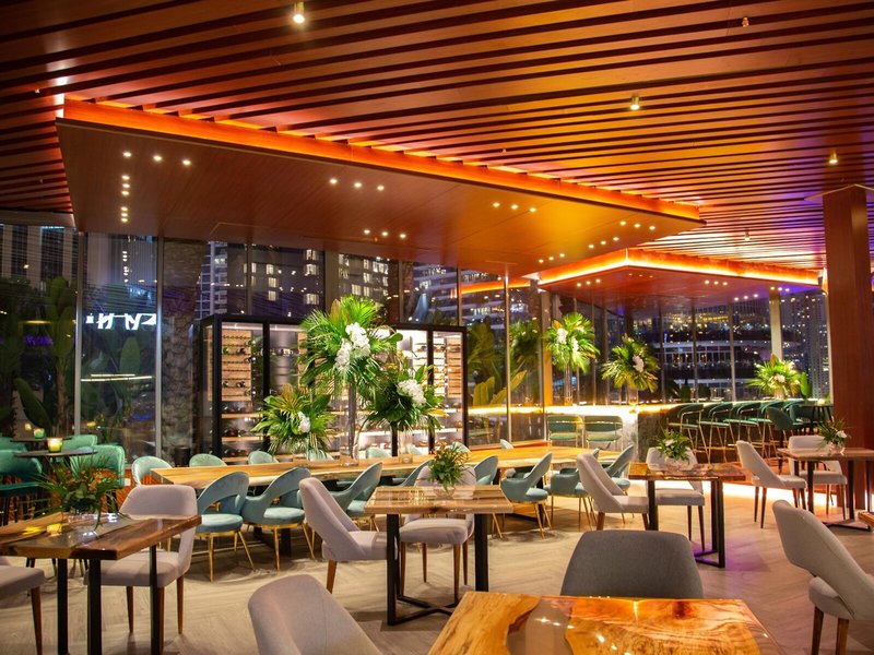 The Address Dubai Marina 17