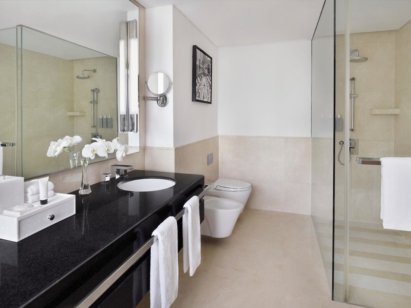 The Address Dubai Marina 32