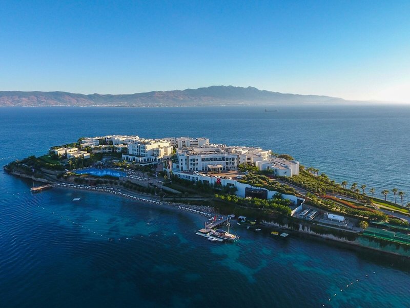 Xanadu Island Resort 5