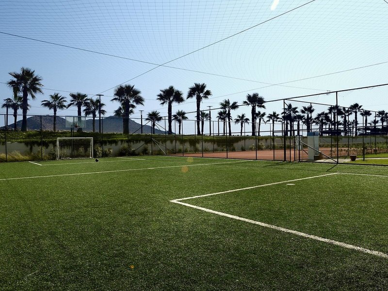 Xanadu Island Resort 37