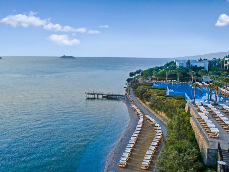 Xanadu Island Resort 9