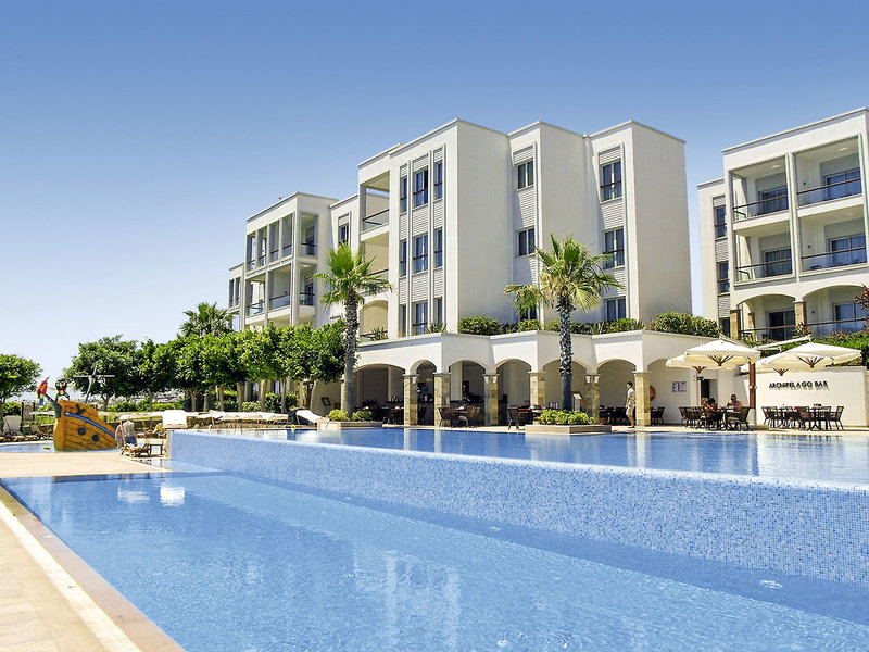 Xanadu Island Resort 4