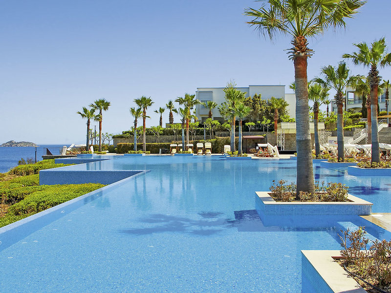 Xanadu Island Resort 7