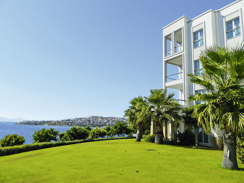 Xanadu Island Resort 8