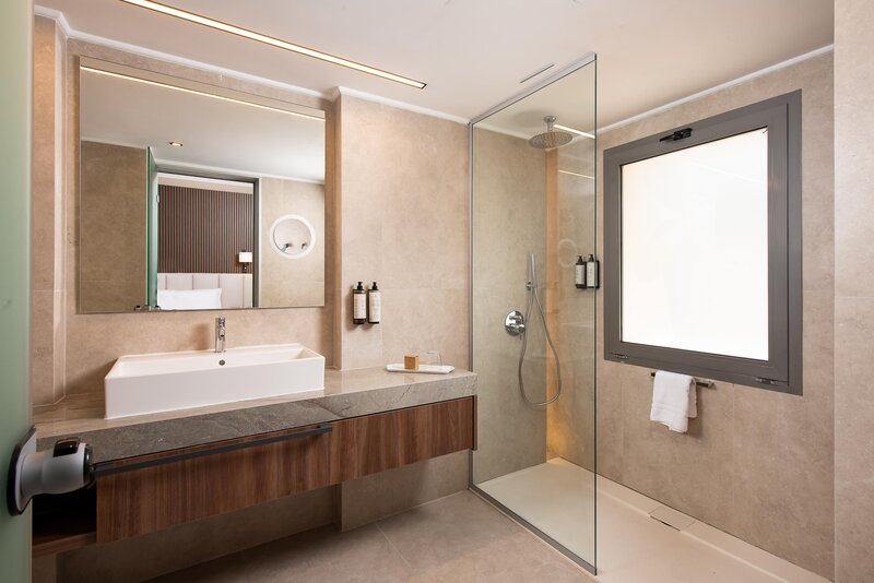 The Kresten Royal Villas & Spa 140 - Bathroom Example