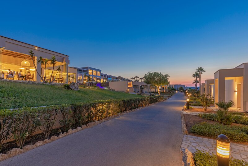 The Kresten Royal Villas & Spa 38