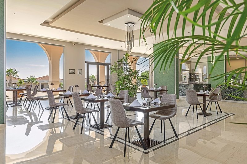 The Kresten Royal Villas & Spa 16