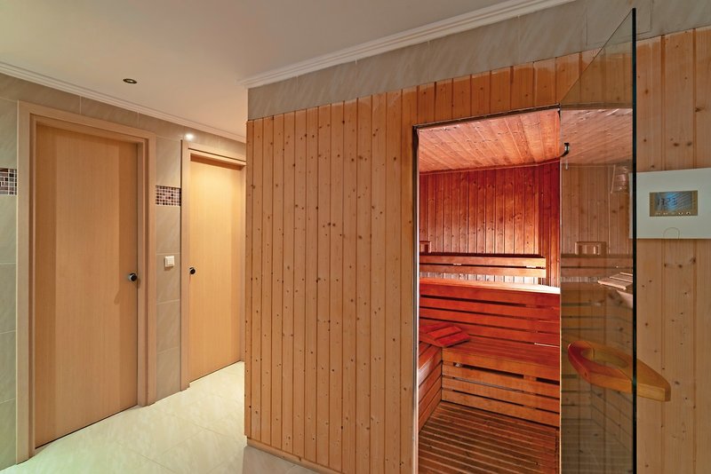 The Kresten Royal Villas & Spa 32