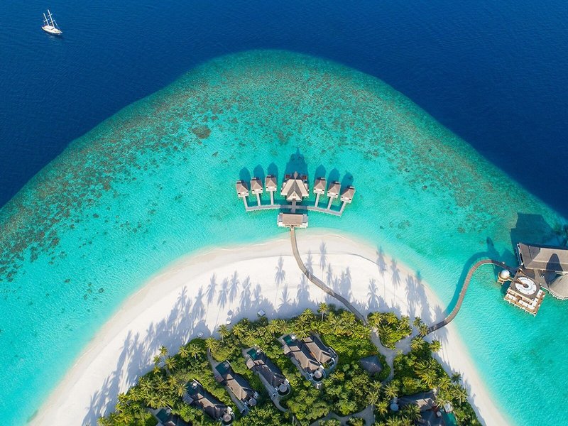 Anantara Kihavah Villas 5