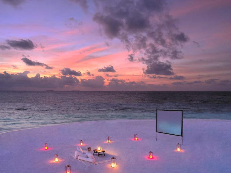 Anantara Kihavah Villas 32