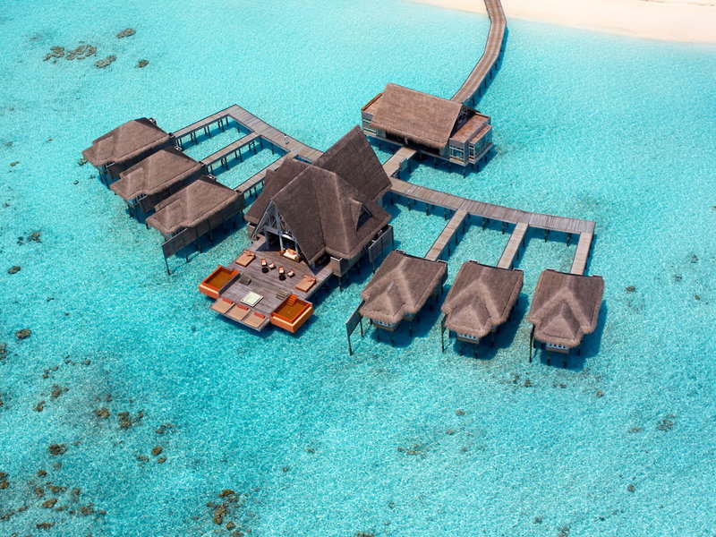 Anantara Kihavah Villas 45