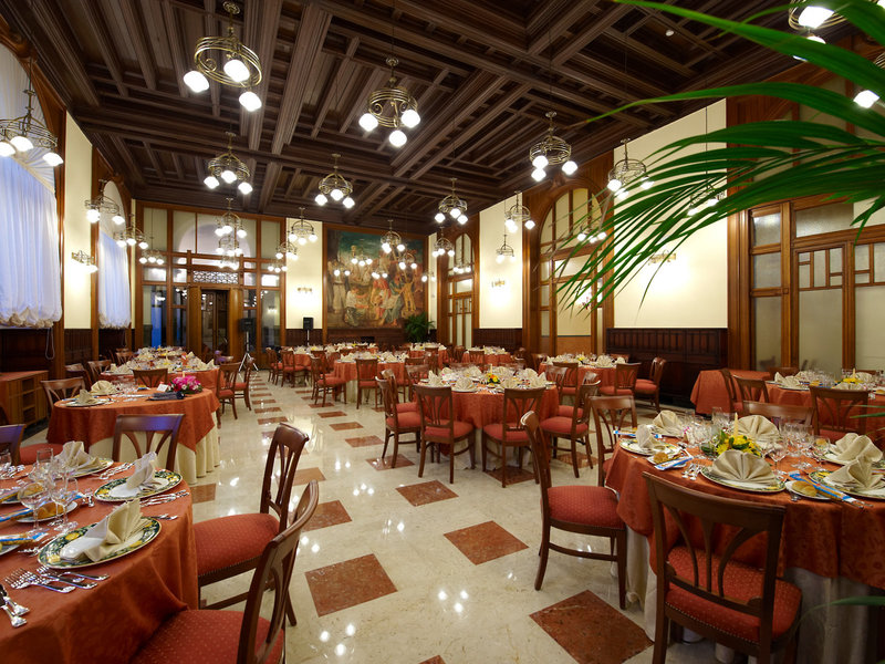 Grand Hotel Piazza Borsa 8