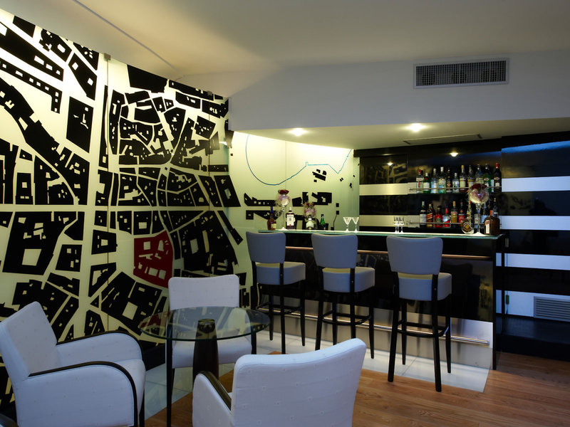 Grand Hotel Piazza Borsa 9