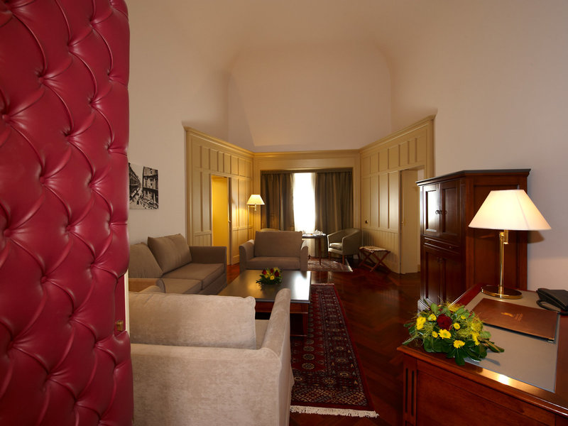 Grand Hotel Piazza Borsa 14