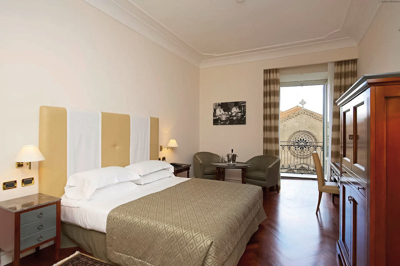 Grand Hotel Piazza Borsa 6