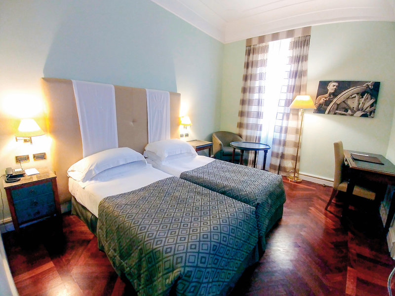 Grand Hotel Piazza Borsa 8