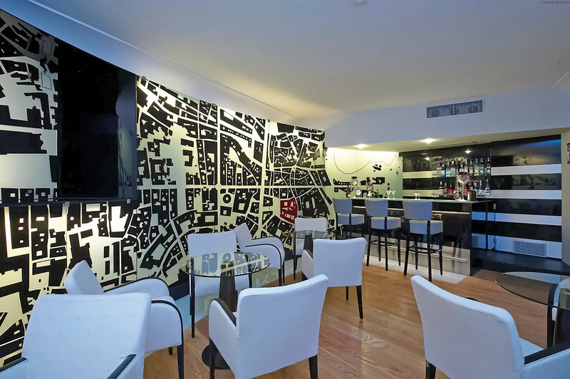 Grand Hotel Piazza Borsa 15