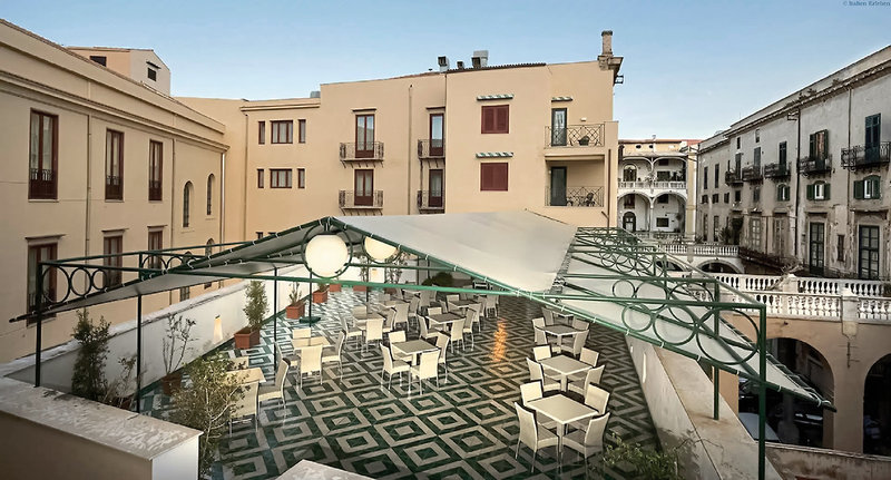 Grand Hotel Piazza Borsa 16