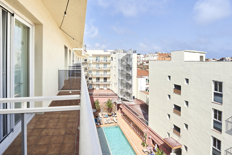 tent Lloret de Mar 18