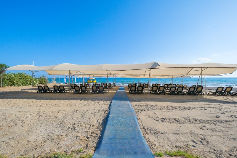 Clover Magic Park Beach Hotel 4