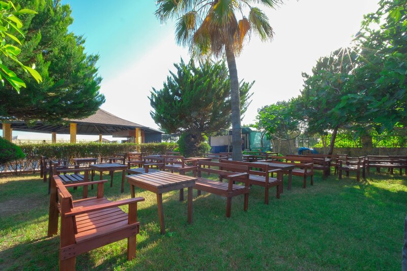 Clover Magic Park Beach Hotel 8