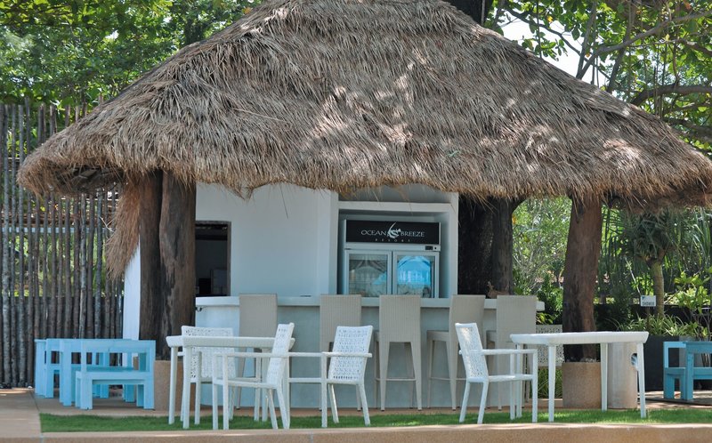 Ocean Breeze Resort 12