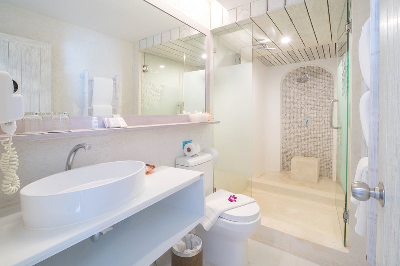 Ocean Breeze Resort 27