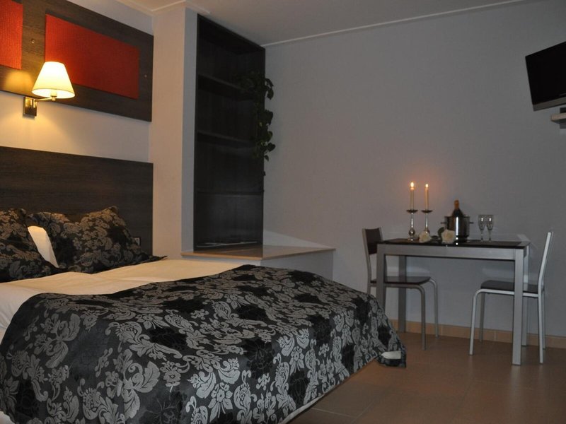 Casablanca Suites - Erwachsenenhotel ab 21 Jahre 9