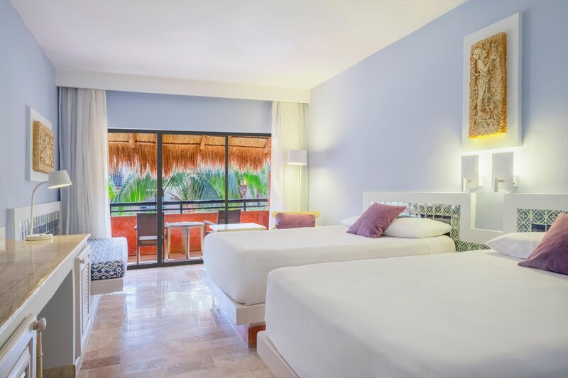 Iberostar Waves Tucán 12