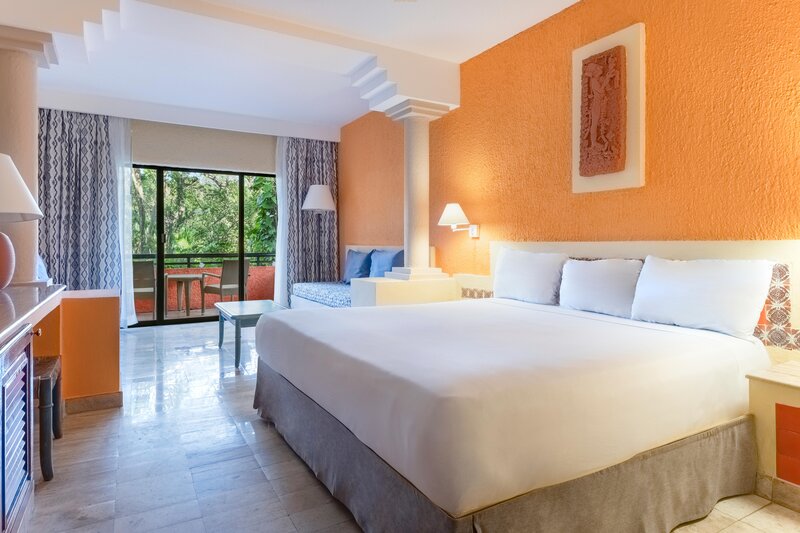 Iberostar Waves Tucán 68