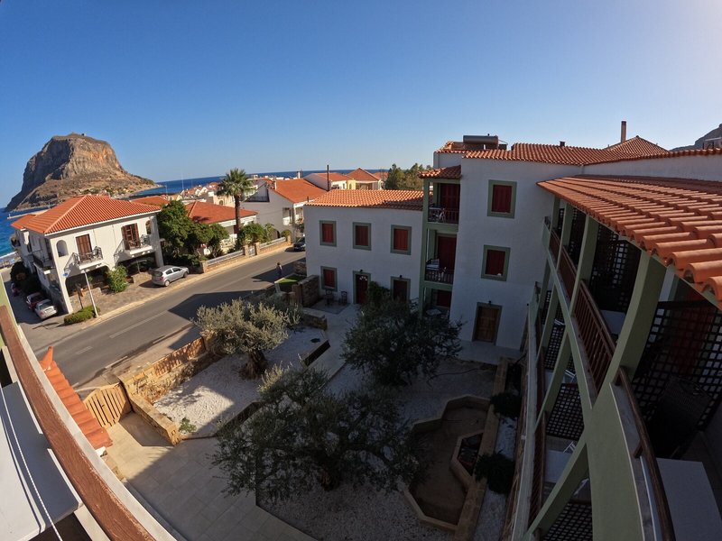 Flower of Monemvasia 4