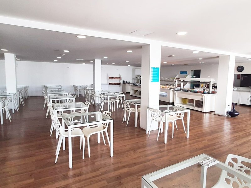 Plaza Palmeras 28