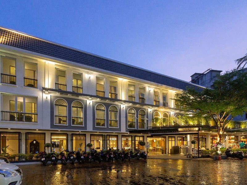 Sawaddi Patong Resort 2