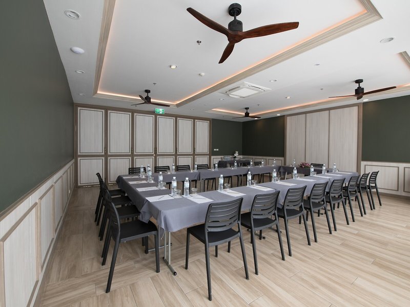 Sawaddi Patong Resort 18