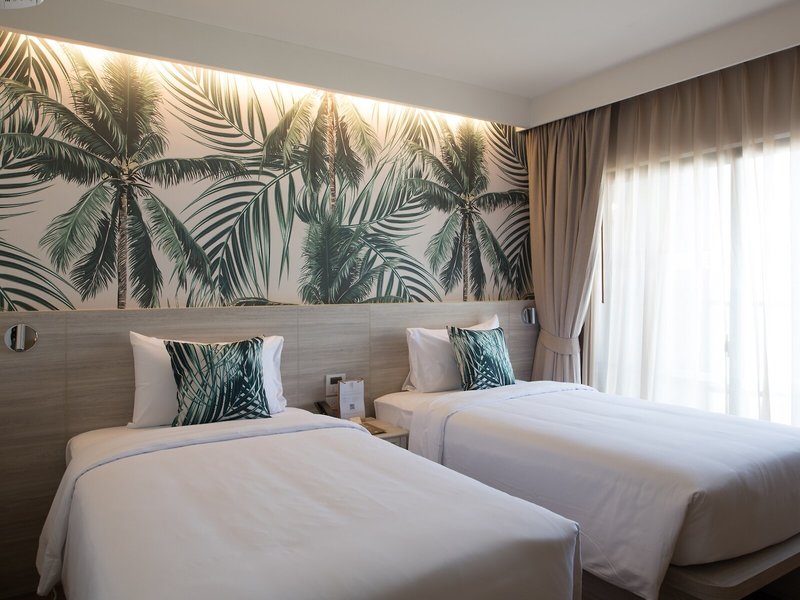 Sawaddi Patong Resort 50