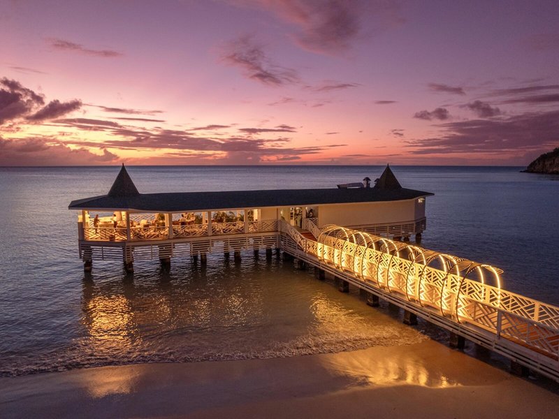 Royalton CHIC Antigua 14