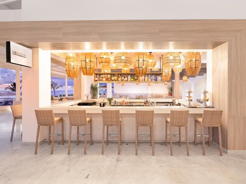 Royalton CHIC Antigua 27