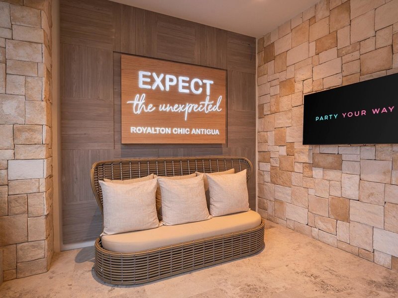 Royalton CHIC Antigua 30